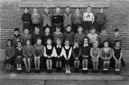 Foxton School Class 10 (?), 1951