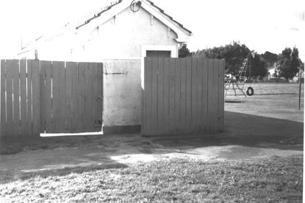 Foxton Primary School - Baths