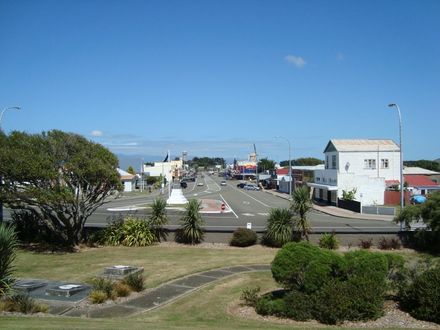 Main Street, Foxton from Ihakara Gardens 2010 - Resource cover image