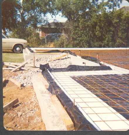 Construction of Rugby Street pensioner flats 1976 - 77 - Resource cover image