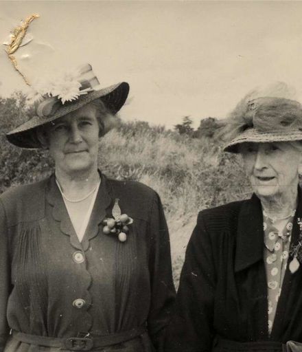 Mrs Ernie Field and Mrs E.M. Herrick