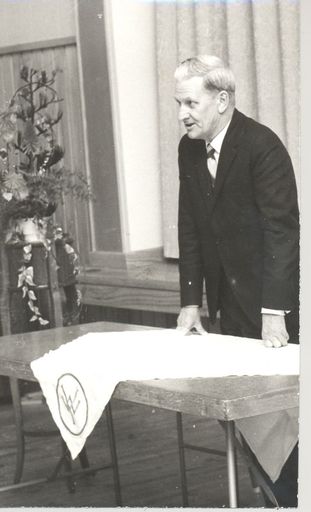 Mr MacIntosh, speaker at St Mary's Young Wives Assn., 1971 - Resource cover image