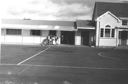 Foxton Primary School - Administration Block Joined to Infant Block