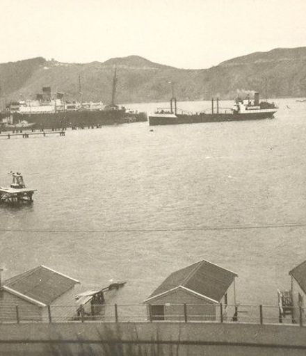 Evans Bay, (c.1950 ?)