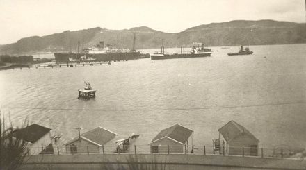 Evans Bay, (c.1950 ?)