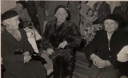 Mrs Parton and Mrs Lett