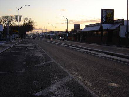 Oxford St at 7am next morning - Resource cover image