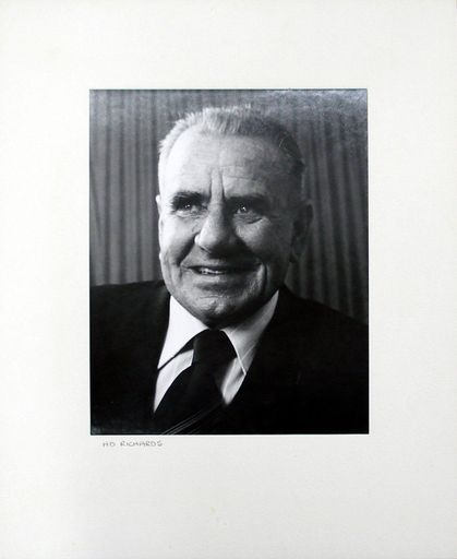 Mr H.D. Richards, Chairman, (1977 ?) - 1983 - Resource cover image
