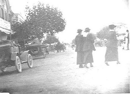 Oxford Street, Levin, c.1920