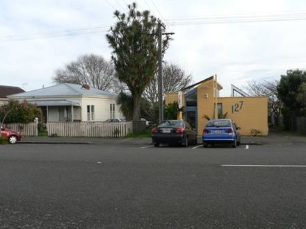 Cambridge St.by Queen St. roundabout