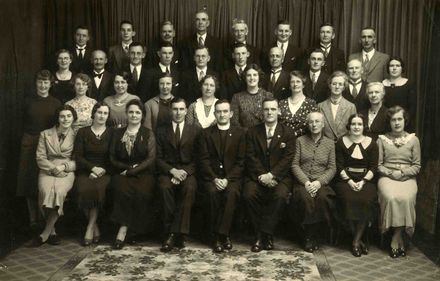 METHODIST CHOIR, ST JOHNS LEVIN 1937 - Resource cover image