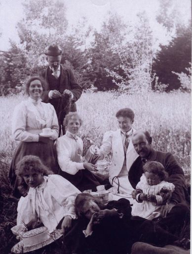 New Year's Day picnic, Shannon, 1901