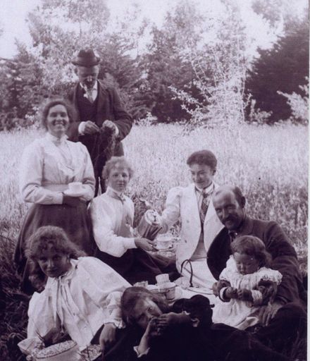 New Year's Day picnic, Shannon, 1901