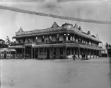 Feilding Hotel
