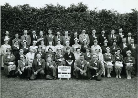 Cheltenham School Class 1926-1935 - Resource cover image