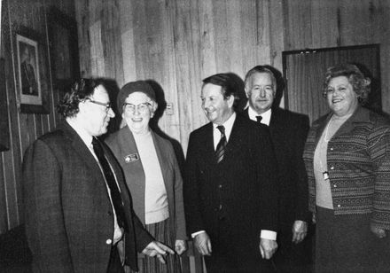 Councillors with Mr Bill Rowling : 111/8