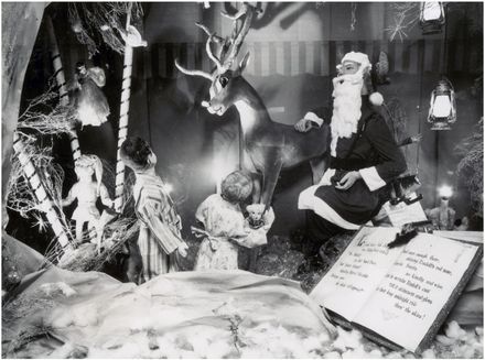 Cobbes' of Feilding display & advertising work by Peter Pitman - Resource cover image