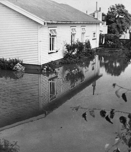 Flood 1956  21-9