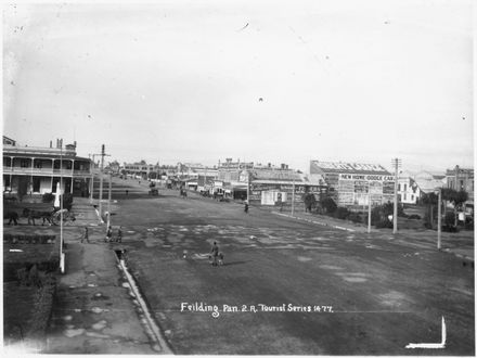 Kimbolton Road looking North-east, 1920 - Resource cover image