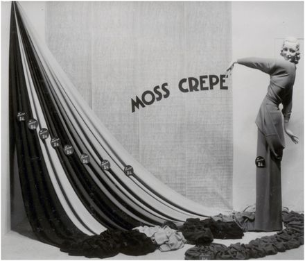 Cobbes' of Feilding display & advertising work by Peter Pitman Cobbes' of Feilding display & advertising work by Peter Pitman