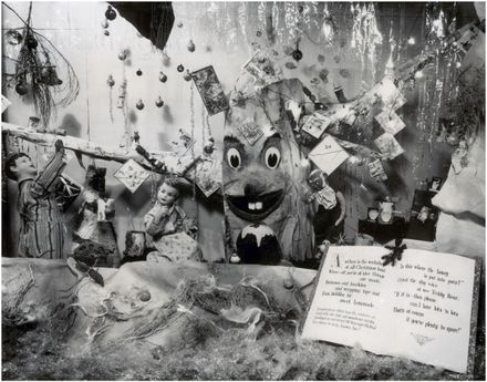 Cobbes' of Feilding display & advertising work by Peter Pitman - Resource cover image