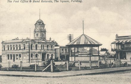 Postcard - Feilding Post Office & The Square