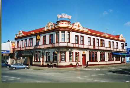 Feilding Hotel