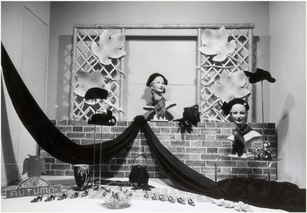 Cobbes' of Feilding display & advertising work by Peter Pitman - Resource cover image