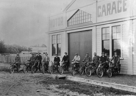 Feilding Motor Bike Club : 294-8