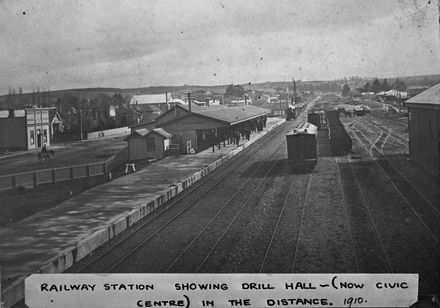 Feilding Railway Station, c. 1910