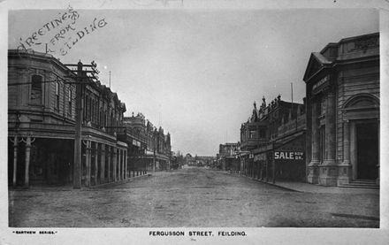 Fergusson St looking north-east : 73-5