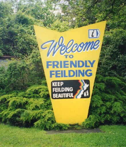 Feilding Signs