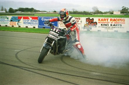 Page 7: Manfield Bike Racing