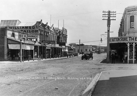 Manchester St looking N.W. : 19-9