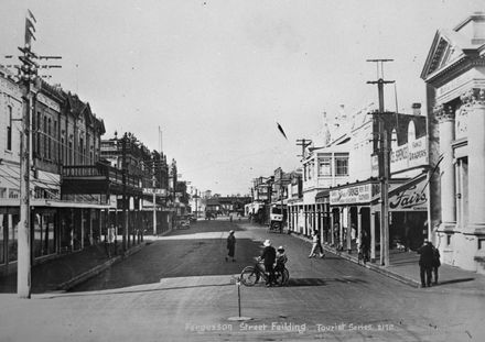 Fergusson Street looking north-east : 18-6