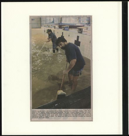 Page 42: Album: 2004 Flood