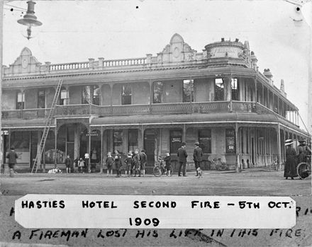 Fire at Hastie's Hotel, c. 1909