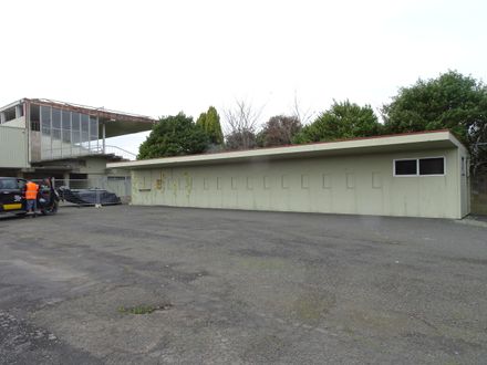 Racecourse Buildings - Resource cover image