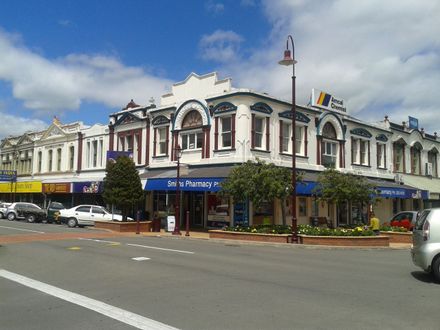 Smiths Pharmacy