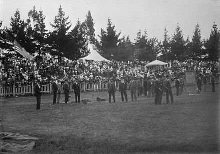 Victoria Park - Athletics : 27-5