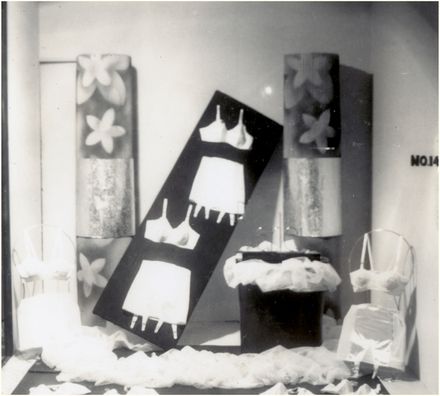 Cobbes' of Feilding display & advertising work by Peter Pitman - Resource cover image