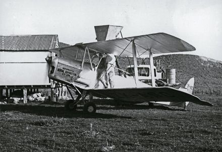 Manawatu Aerial Topdressing Co. Tiger Moth. - Resource cover image