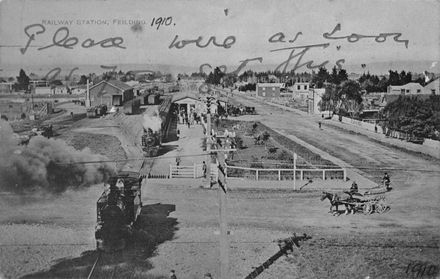 Train Crossing Kimbolton Road