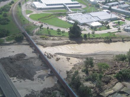 Flood 2004 - Aorangi Railway Bridge