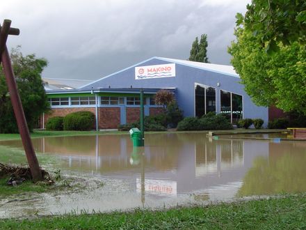 Flood 2004 - Makino Aquatic Centre