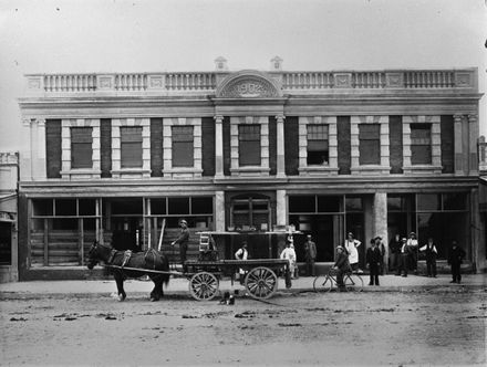 Sandiland's Building, c. 1902