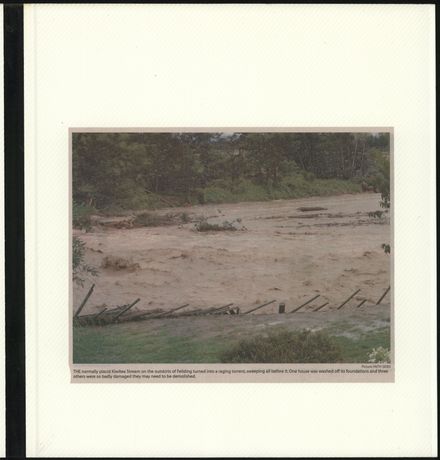Page 41: Album: 2004 Flood