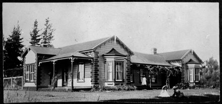 Farmhouse, Karere - Resource cover image