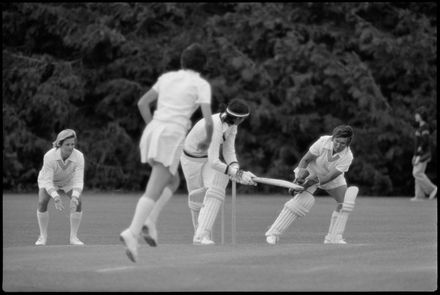 2025N_2017-20_Cricket-Women_043009-024