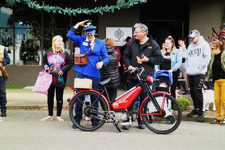 19th Ashhurst Christmas Parade, 2020. - Resource cover image
